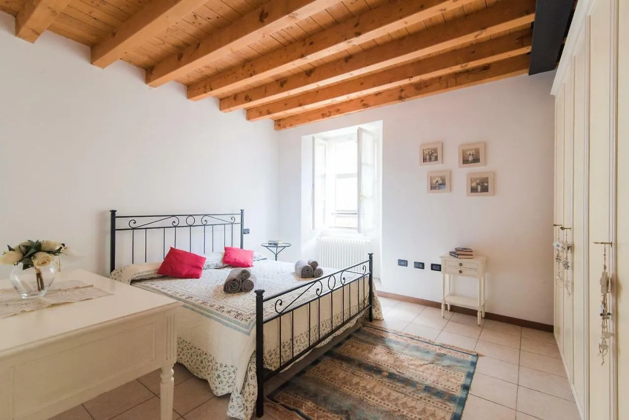 Ca Mia - The House Of Travelers Apartment Como
