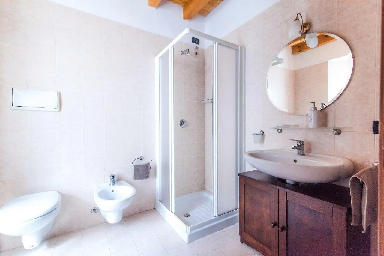 Ca Mia - The House Of Travelers Apartment Como