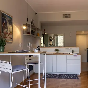 Apartment Cosy In The Park, Como